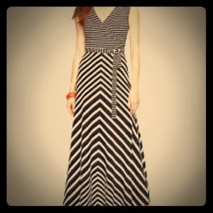Chevron print maxi dress